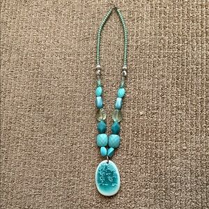 Elegant Turquoise Beaded Necklace
